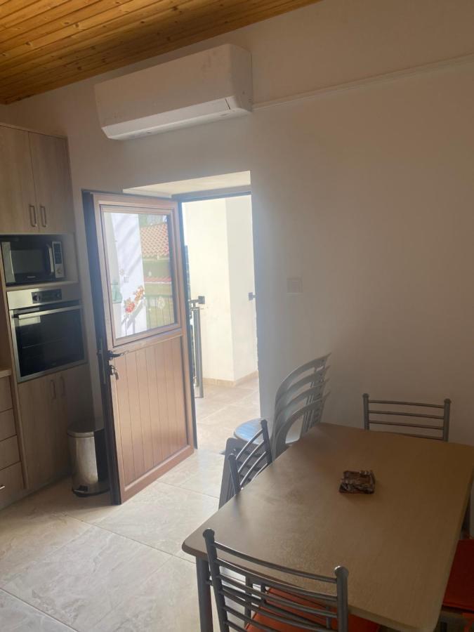 Theonikoshouse Apartment Agros Bagian luar foto